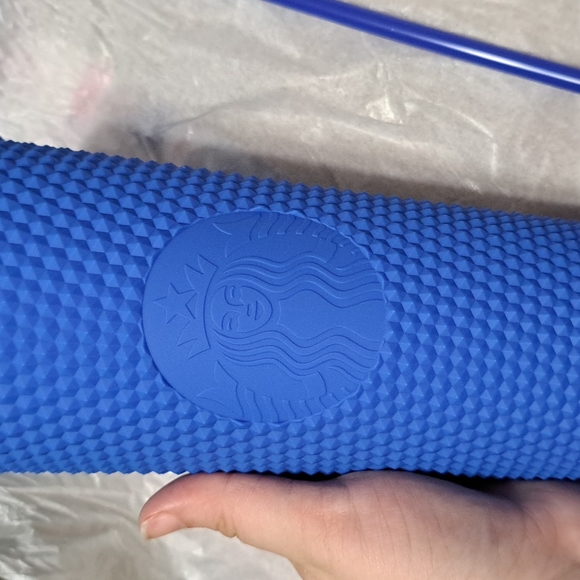 Starbucks matte blue cup - Picture 8 of 8
